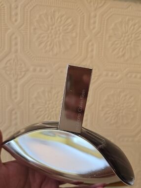 Calvin Klein Metallic Silver Sculptural Fragrance Accent